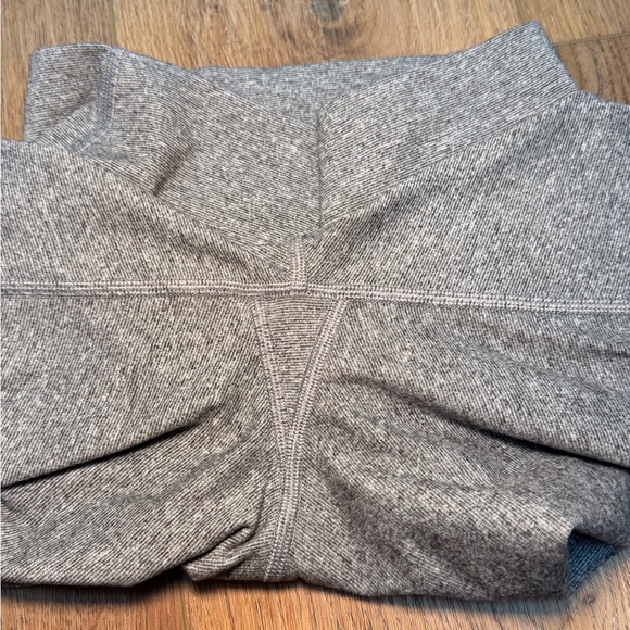 Aerie Move High-Waisted Bike Shorts Women’s Small | Static Grey | Athletic | EUC - Picture 6 of 6